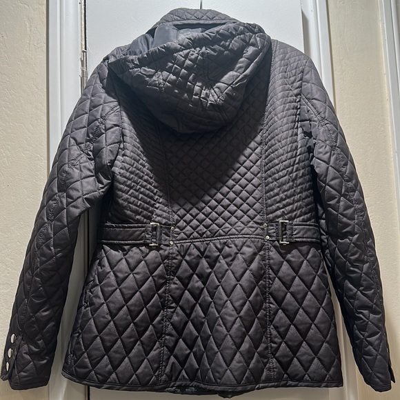 Gently used Covington quilted Jacket with removable hood💖 - Picture 2 of 7